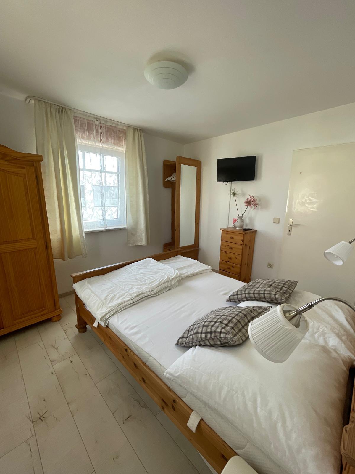Schlafzimmer 2 — Landhaus zur Seebrücke